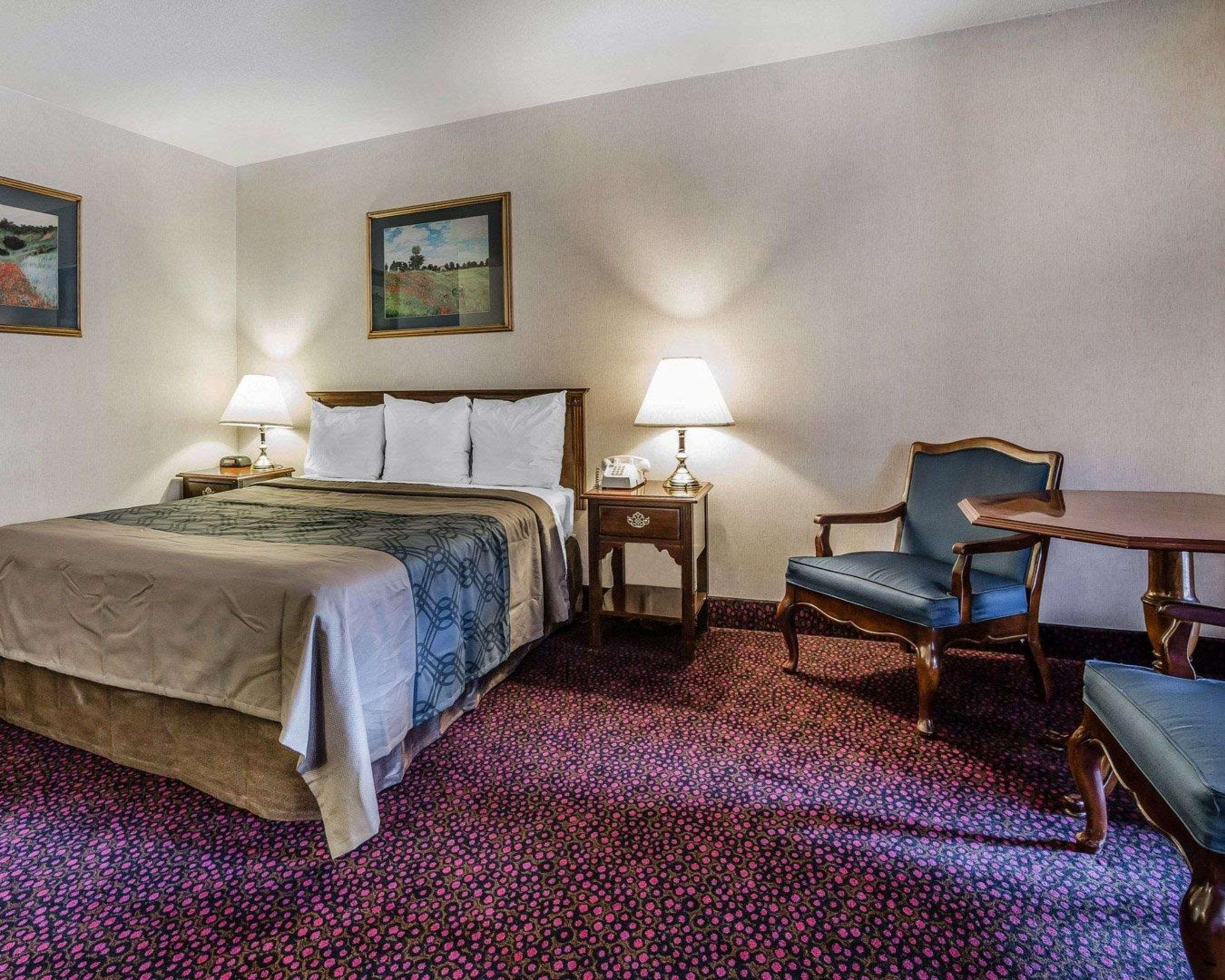 Econo Lodge Near Reno-Sparks Convention Center Bagian luar foto