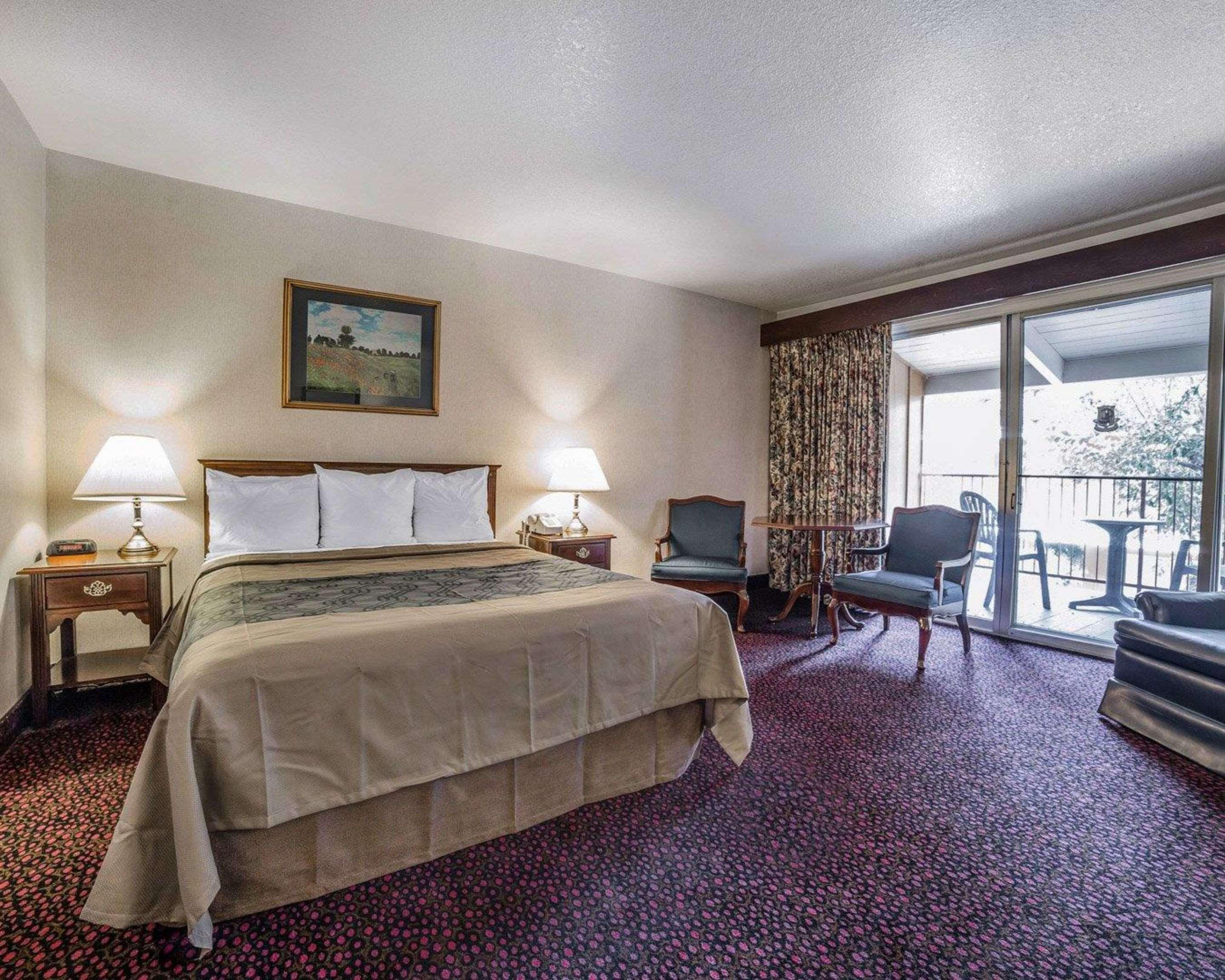 Econo Lodge Near Reno-Sparks Convention Center Bagian luar foto