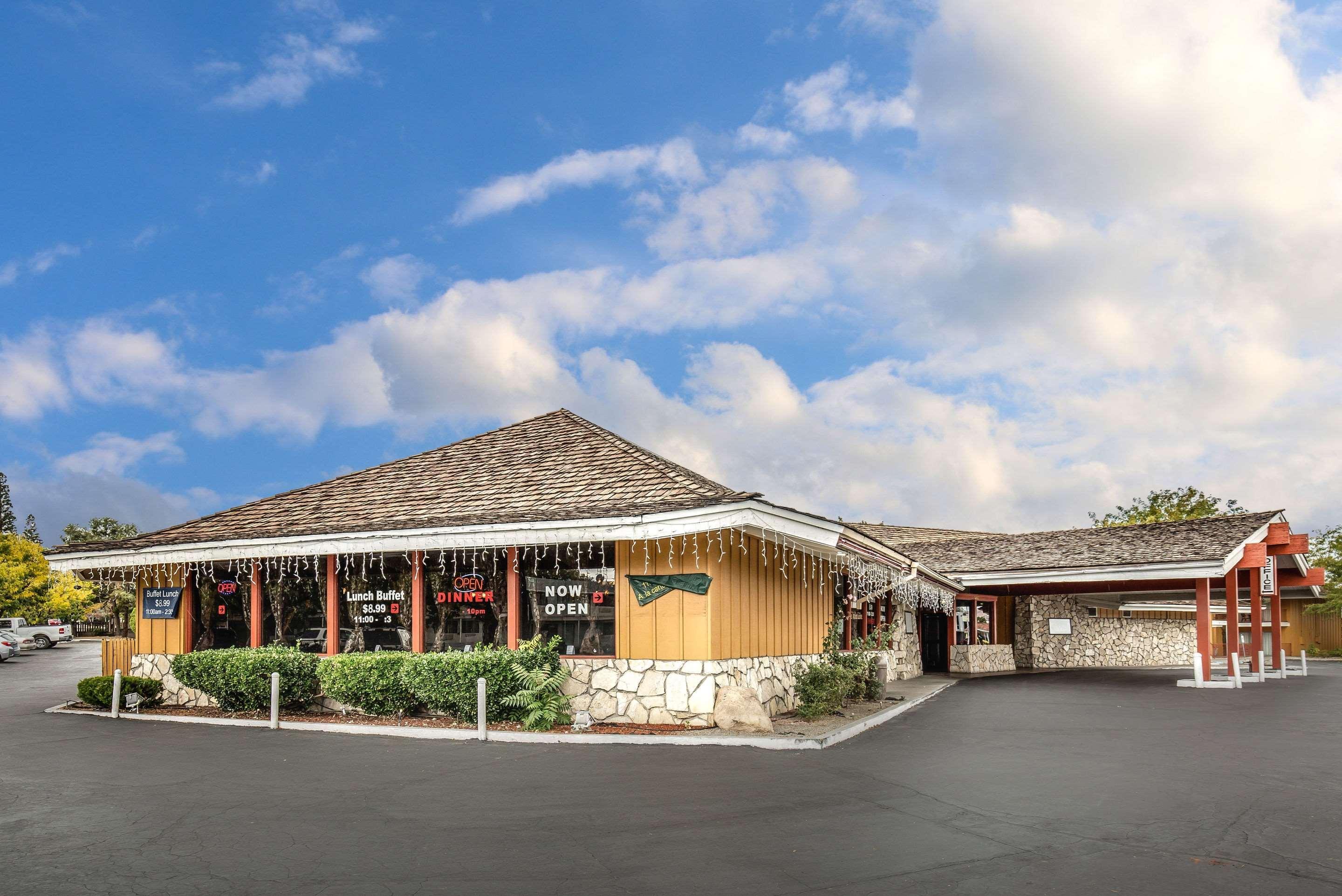 Econo Lodge Near Reno-Sparks Convention Center Bagian luar foto