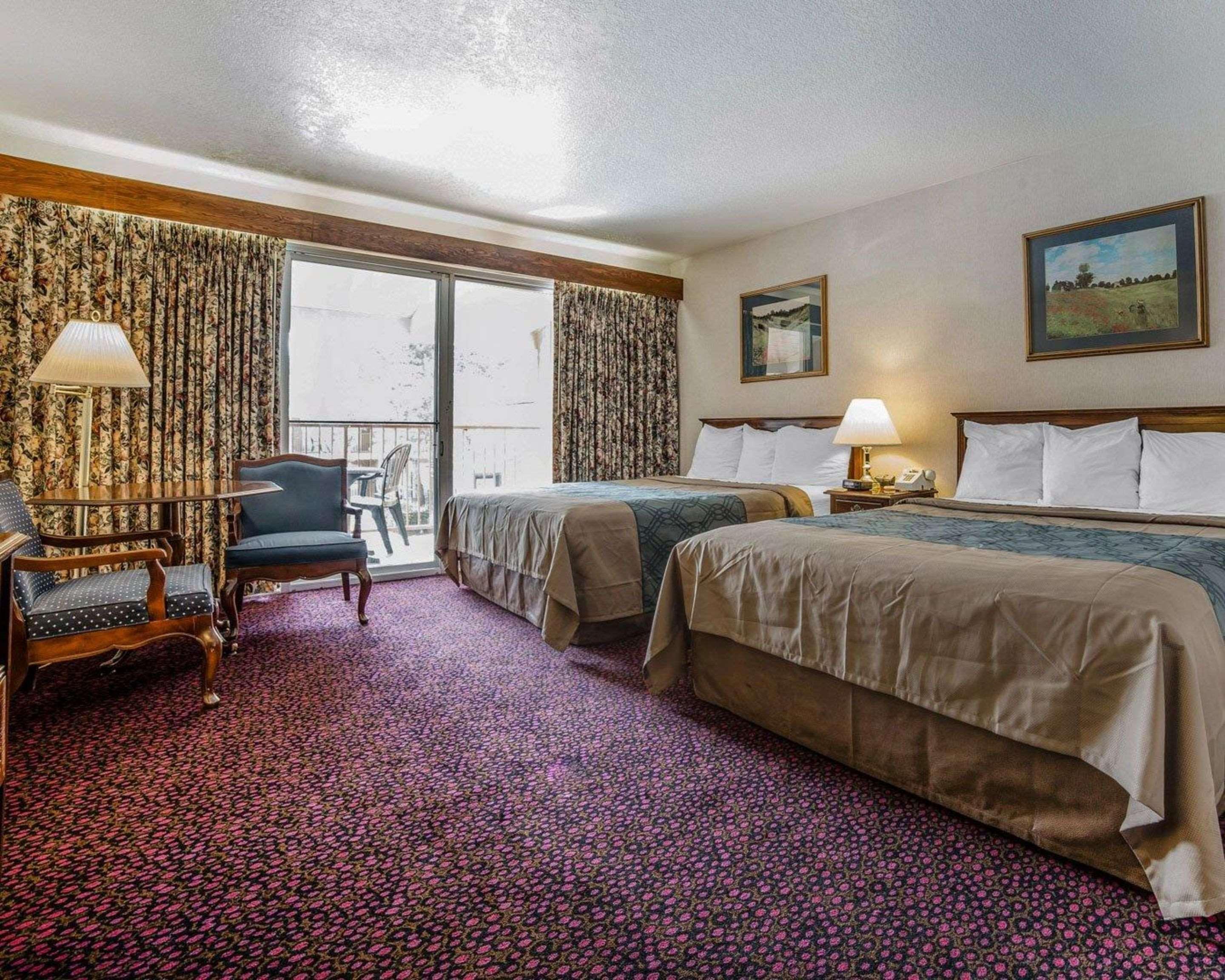 Econo Lodge Near Reno-Sparks Convention Center Bagian luar foto