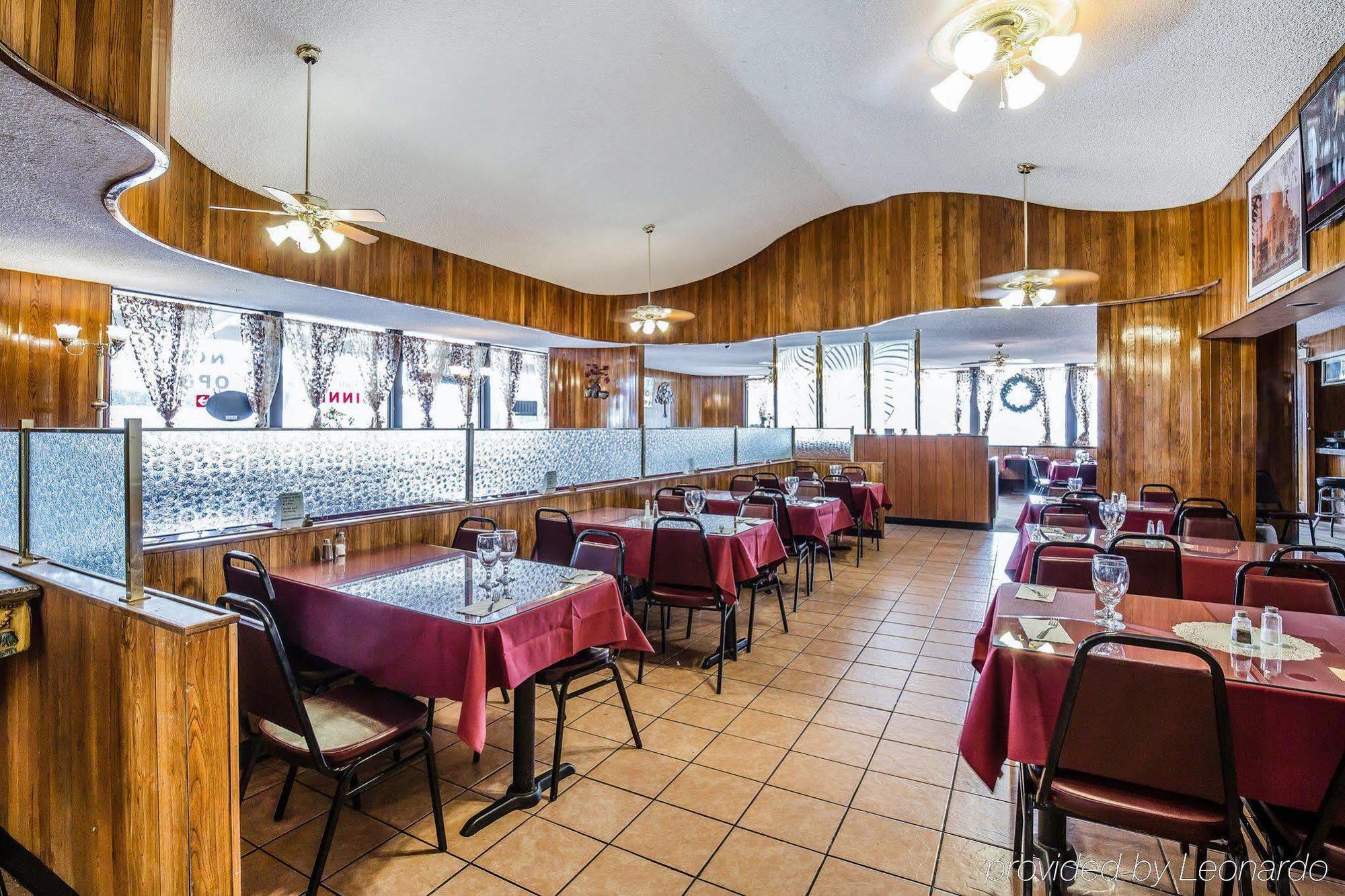Econo Lodge Near Reno-Sparks Convention Center Bagian luar foto