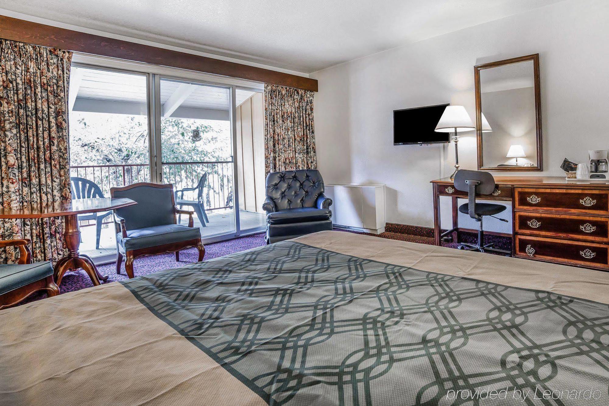 Econo Lodge Near Reno-Sparks Convention Center Bagian luar foto