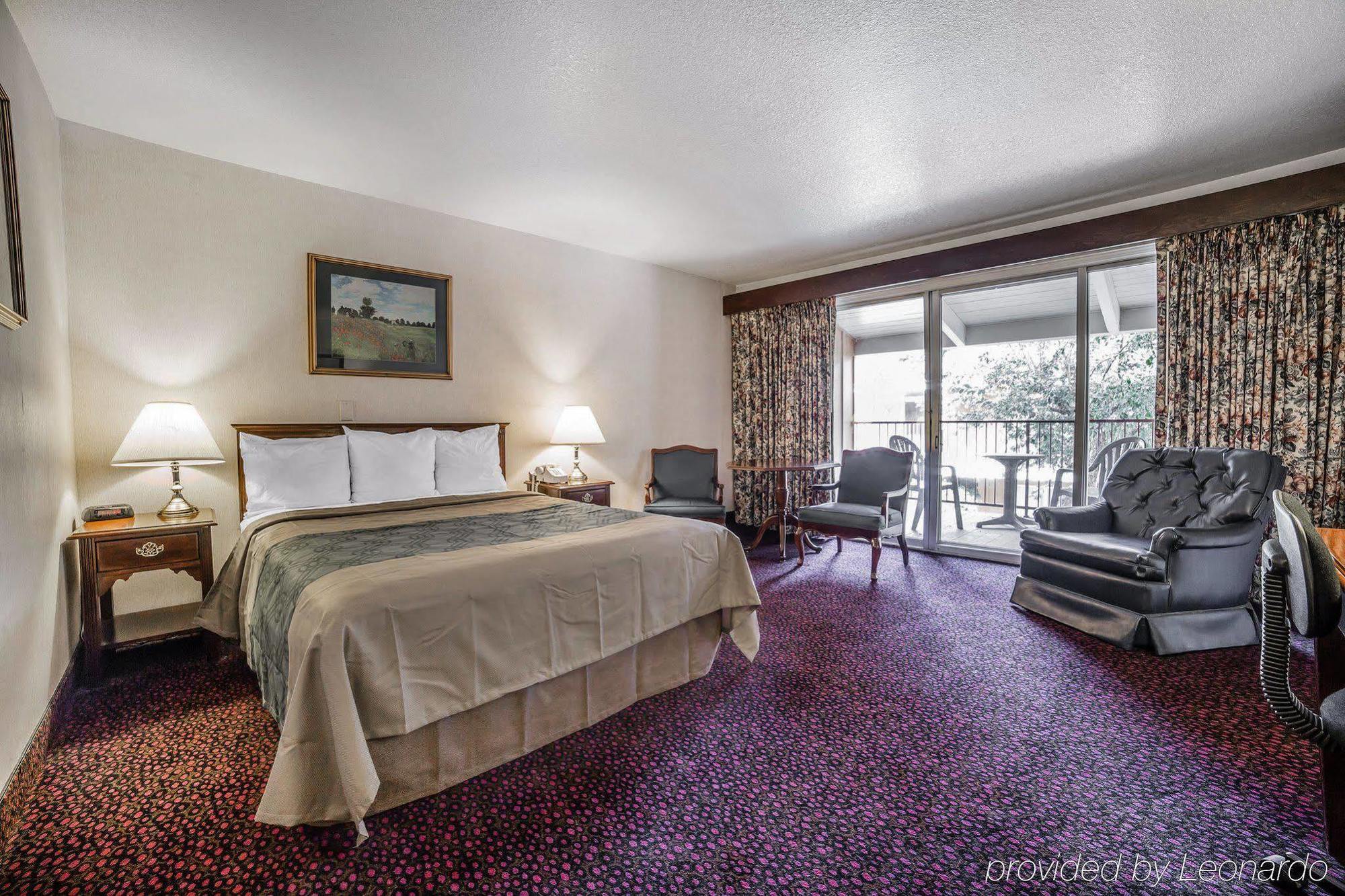 Econo Lodge Near Reno-Sparks Convention Center Bagian luar foto