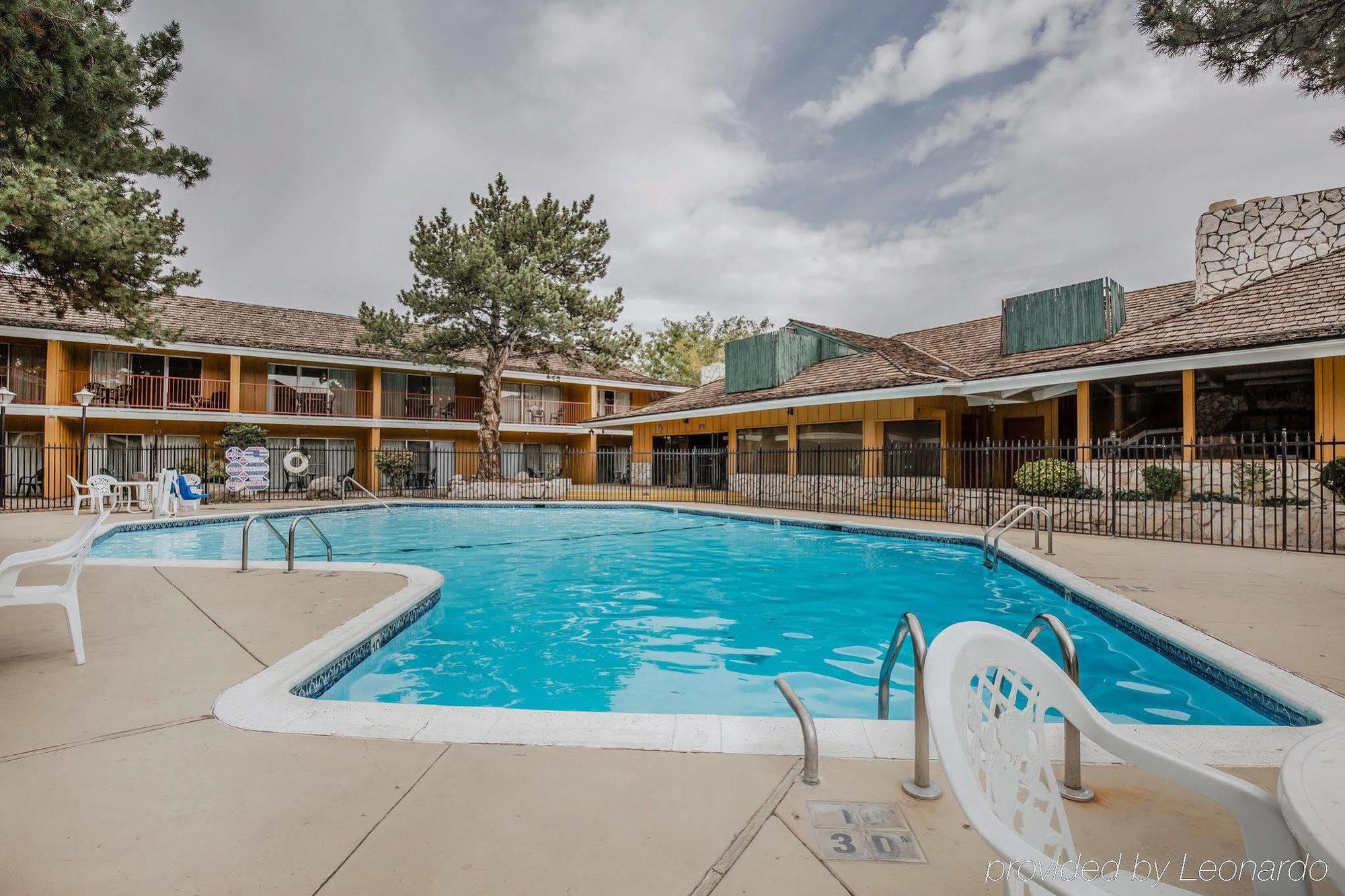 Econo Lodge Near Reno-Sparks Convention Center Bagian luar foto